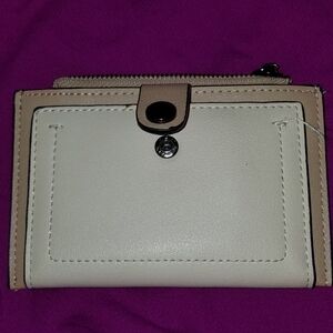 Steve Madden Beige / Nude Small Wallet!!